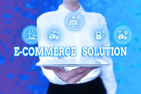 Errores que debes evitar al diseñar tu tienda virtual IMPORTANCIA DE USAR UNA BUENA PLATAFORMA